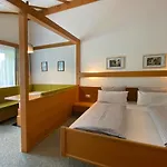 Appartement-hotel Happy Kienberg מלון דירות 3*